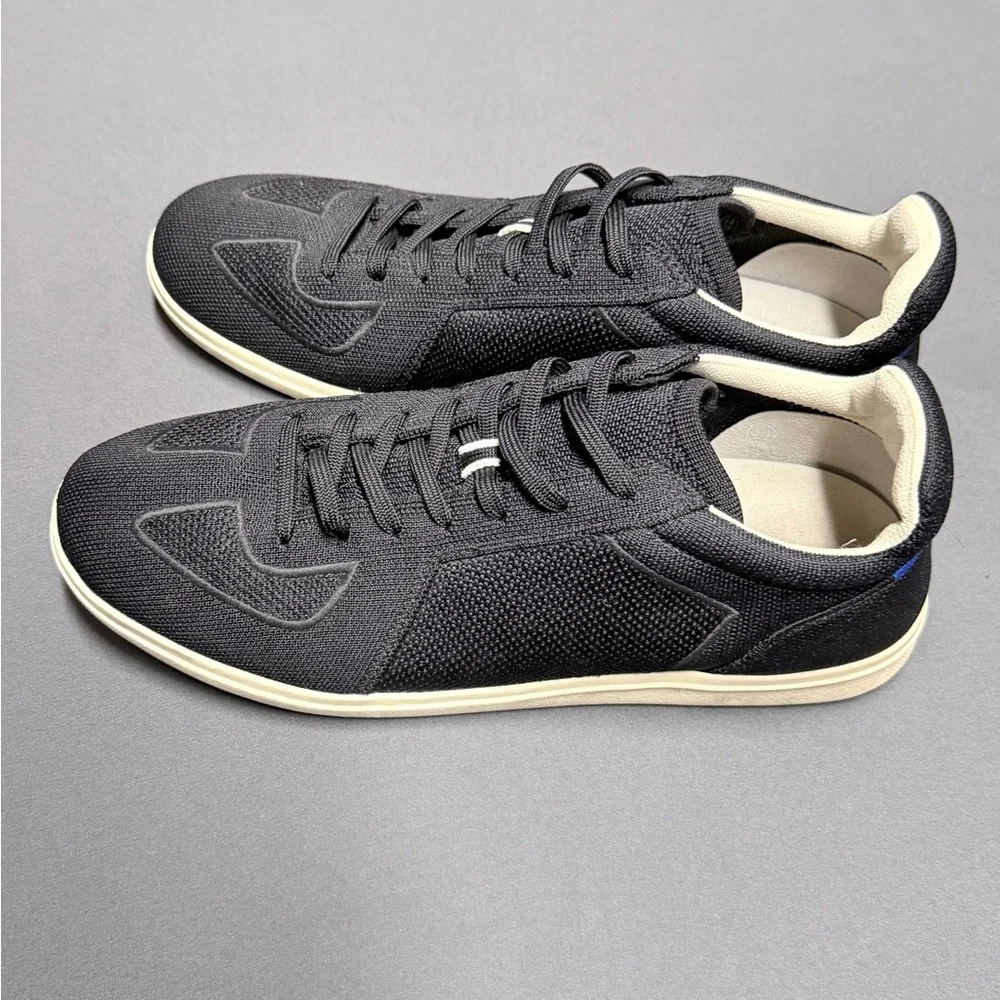 Like New! Rothy’s the RS01 Sneakers (Size: 11)